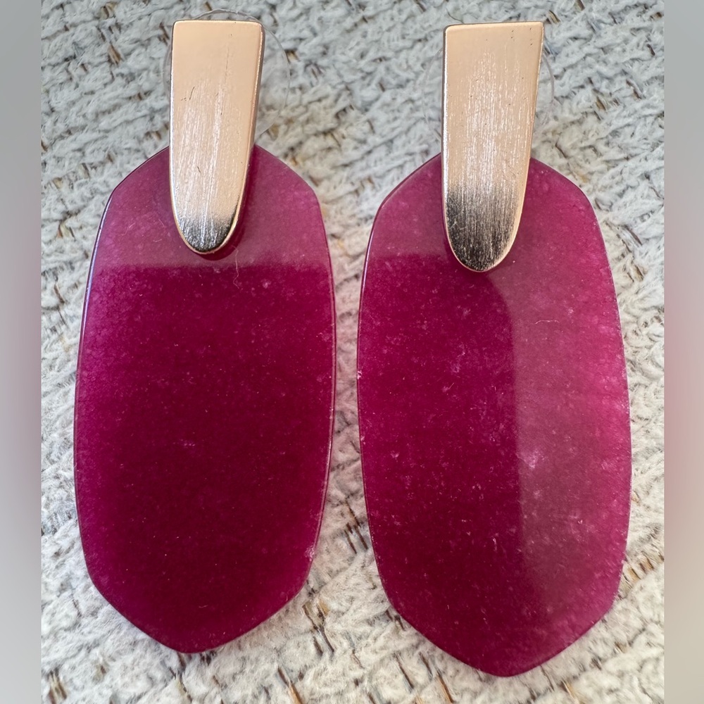 Kendra Scott Maroon Jade and Gold Aragon Statement Earrings - Picture 4 of 9